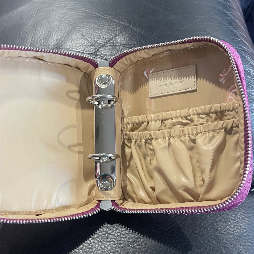 Trish McEvoy Pink Textured Zip Jewelry Pouch - Picture 2 of 3
